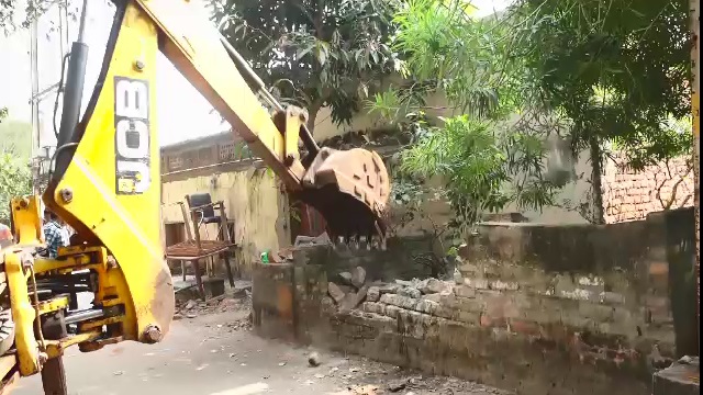 ବ୍ରାଉନ ସୁଗାର ବେପାରୀଙ୍କ ଘର ଭାଙ୍ଗିଲା ପ୍ରଶାସନ