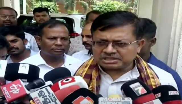 ଲୋକସେବା ଭବନରେ ରିଲ୍ସ କଲେ ହେବ କଠୋର କାର୍ଯ୍ୟାନୁଷ୍ଠାନ: ଆଇନ ମନ୍ତ୍ରୀ