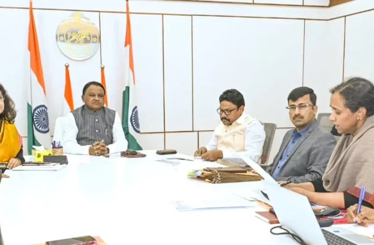 କେବଳ ଆୟୁର୍ବେଦିକ ଔଷଧ ଲେଖିବେ ଆୟୁଷ ଡାକ୍ତର: ମୁଖ୍ୟମନ୍ତ୍ରୀ