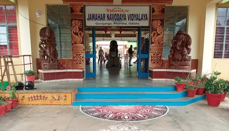 ଖୋର୍ଦ୍ଧା ନବୋଦୟ ବିଦ୍ୟାଳୟରେ ଜଣ୍ଡିସ ଆତଙ୍କ, ୩୦ ପଜିଟିଭ; ପହଞ୍ଚିଲେ ୱାଟକୋ ଓ ମେଡିକାଲ ଟିମ୍