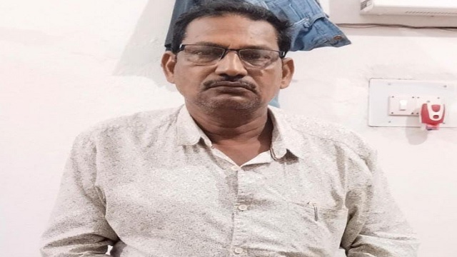 ଲାଞ୍ଚ ନେଇ ଭିଜିଲାନ୍ସ ଜାଲରେ ଆରଆଇ