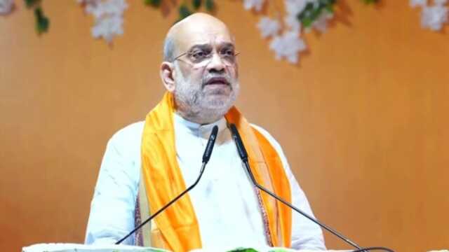 ମୋମୋ ଗୋଦାମ ଅଗ୍ନିକାଣ୍ଡ ଘଟଣାରେ ମମତା ସରକାରଙ୍କୁ କଡ଼ା ସମାଲୋଚନା କଲେ ଶାହ