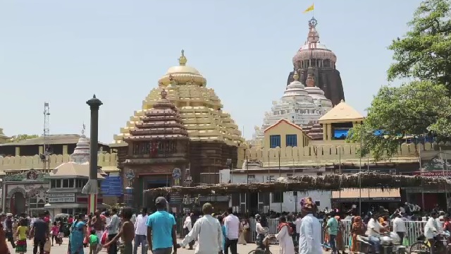 ଧାଡ଼ି ବ୍ୟବସ୍ଥାକୁ ନେଇ ଶ୍ରୀମନ୍ଦିରରେ ଠେଲାପେଲା, ଦର୍ଶନ ବନ୍ଦ