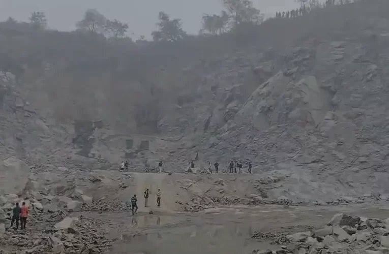 ପଥର ଖଣିରେ ବିସ୍ଫୋରଣ, ୪ ଶ୍ରମିକ ମୃତ