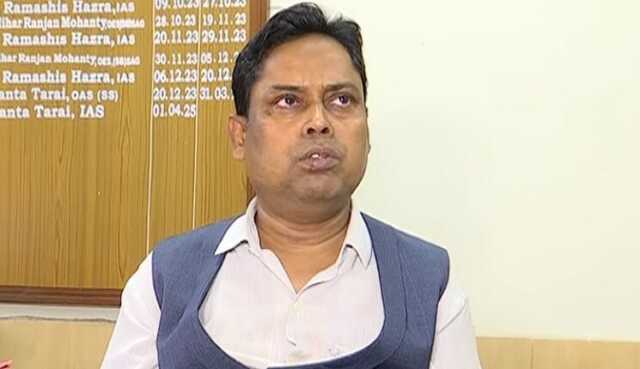 ୩୦୮୨ ସେଣ୍ଟରରେ ହେବ ମାଟ୍ରିକ୍ ପରୀକ୍ଷା: କାଲିଠୁ ଯିବ ପ୍ରଶ୍ନପତ୍ର