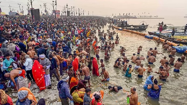 ମାଘ ପୂର୍ଣ୍ଣିମାରେ ପ୍ରୟାଗରାଜରେ ବୁଡ଼ ପକାଇଲେ ୯୦ ଲକ୍ଷ ଶ୍ରଦ୍ଧାଳୁ