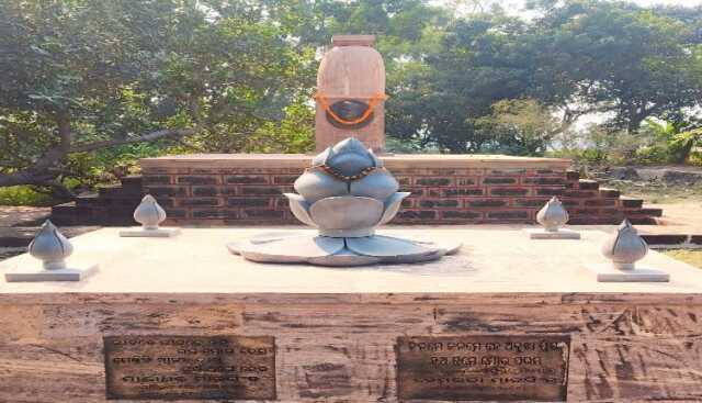 ଡ଼ ମାୟାଧର ମାନସିଂହଙ୍କ ଗାଁ ନନ୍ଦଳାକୁ ଐତିହ୍ୟ ଗ୍ରାମ ଘୋଷଣା ନ କରିବା ସରକାରଙ୍କ ହୀନମନ୍ୟତା: ବିଜେଡି