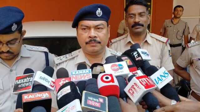 କେନ୍ଦୁଝର କୋର୍ଟକୁ ବୋମା ଧମକ: ତନାଘନା କରୁଛି ବୋମା ସ୍କ୍ୱାର୍ଡ