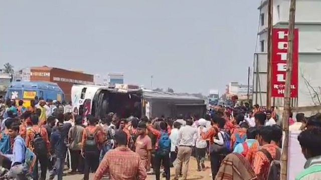 ଓଲଟିଲା ତୀର୍ଥଯାତ୍ରୀ ବସ୍; ଅନେକ ଆହତ