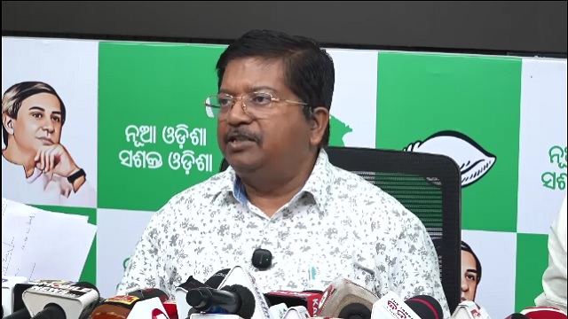 ପୂର୍ବତଟ ରେଳପଥରୁ ଅଲଗା ହେଲା ପଲ୍ଲାସା-ଇଚ୍ଛାପୁରମ ଡିଭିଜନ: ଡବଲ ଇଞ୍ଜିନ ସରକାରକୁ ଟାର୍ଗେଟ କଲା ବିଜେଡି