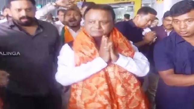 ପଶ୍ଚିମବଙ୍ଗ ବାଗଦା ନିର୍ବାଚନ ମଣ୍ଡଳୀରେ ମୁଖ୍ୟମନ୍ତ୍ରୀ ମୋହନ ମାଝୀଙ୍କ ବିଶାଳ ରୋଡ୍ ସୋ’