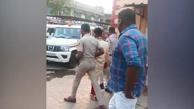 Police b