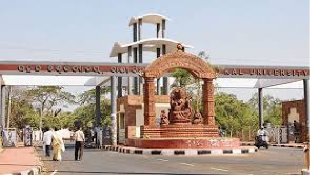 ଉତ୍କଳ ବିଶ୍ୱବିଦ୍ୟାଳୟ କ୍ୟାମ୍ପସରେ ଇନ୍ଧନ ଯାନ ବନ୍ଦ, ପ୍ରତି ଶନିବାର ଲାଗୁ ହେବ ନିୟମ