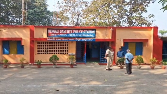 ପଞ୍ଚାୟତ କାର୍ଯ୍ୟନିର୍ବାହୀ ଅଧିକାରୀଙ୍କୁ ମରଣାନ୍ତକ ଆକ୍ରମଣ, ନାଏବ ସରପଞ୍ଚଙ୍କ ସ୍ୱାମୀ ଗିରଫ
