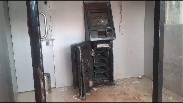 ସିସିଟିଭିରେ ରଙ୍ଗ ମାରି ଏଟିଏମ୍ ଲୁଟ
