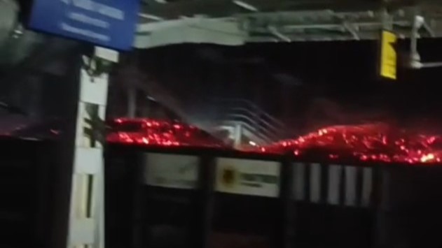 କୋଇଲା ବୋଝେଇ ଟ୍ରେନରେ ନିଆଁ