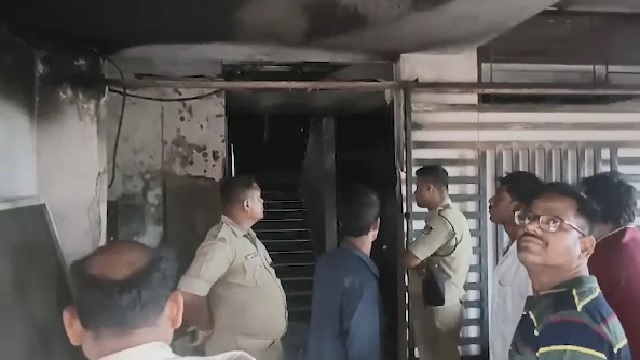 ବସନ୍ତ ଭିଲ୍ଲା ଆପାର୍ଟମେଣ୍ଟରେ ଅଗ୍ନିକାଣ୍ଡ, ୩ ଜୀବନ୍ତ ଦଗ୍ଧ