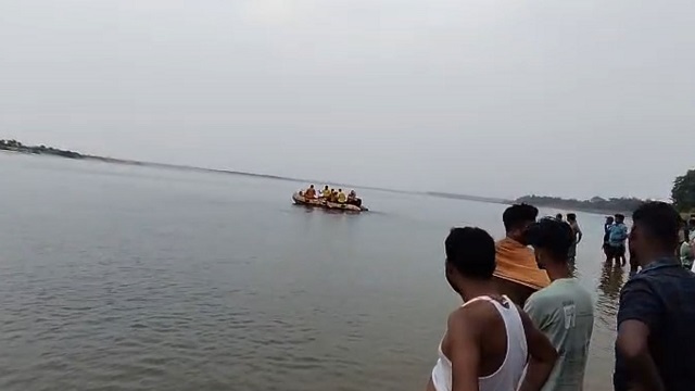 ମହାନଦୀରେ ଗାଧୋଇବା ବେଳେ ବୁଡି ଗଲେ ନାବାଳକ
