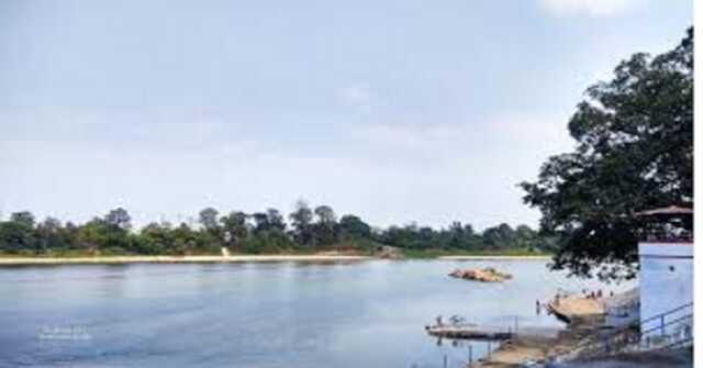 ଗଙ୍ଗା ନଦୀରେ ଡଙ୍ଗା ଓଲଟି ୨ ମୃତ, ୫ ନିଖୋଜ