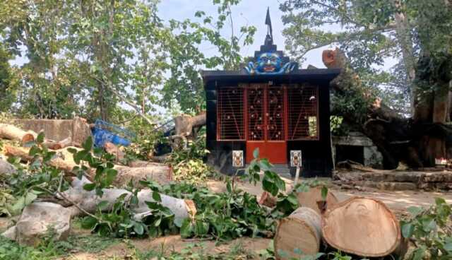 କାଳବୈଶାଖୀ ପ୍ରଭାବ ; ବାଦ ପଡ଼ିଲେନି ଭଗବାନ