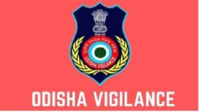 ଭିଜିଲାନ୍ସ ଜାଲରେ VIMSAR ବୁର୍ଲାର ଦୁଇ ଅଧିକାରୀ