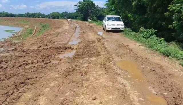 ବର୍ଷାରେ କ୍ଷତିଗ୍ରସ୍ତ ଗ୍ରାମ୍ୟ ସଡ଼କ ମରାମତି ପାଇଁ ସରକାରଙ୍କ କଡ଼ା ନିର୍ଦ୍ଦେଶ