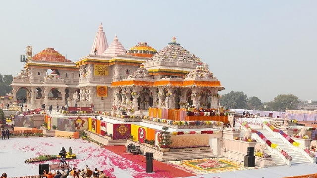 ରାମ ମନ୍ଦିରରେ ନିଯୁକ୍ତି ପାଇଁ ୧୨୫ରୁ ଅଧିକ କର୍ମଚାରୀ ଦେଇଛନ୍ତି ଲାଞ୍ଚ
