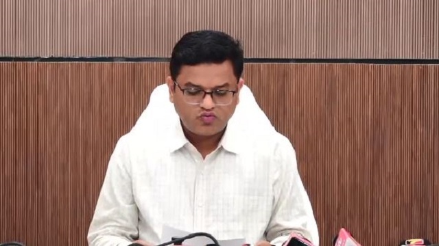 ଖୁବଶୀଘ୍ର ପିଲାଙ୍କୁ ନୂଆ ବହି ଯୋଗାଇ ଦିଆଯିବ : ବିଦ୍ୟାଳୟ ଓ ଗଣଶିକ୍ଷା ସଚିବ