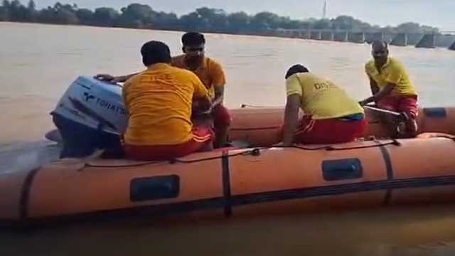 ଶ୍ରାବଣ ସୋମବାରରେ ଜଳାଭିଷେକ ପାଇଁ ନାଳରୁ ପାଣି ଉଠାଇବା ବେଳେ ବୁଡିଗଲେ ନାବାଳିକା