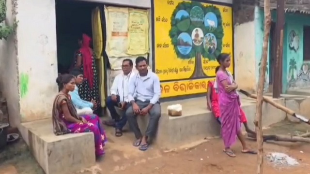 ଧର୍ମ ପରିବର୍ତ୍ତନ କରିବାରୁ ବୃଦ୍ଧଙ୍କୁ କବର ପାଇଁ ମିଳିଲାନି ଶ୍ମଶାନ