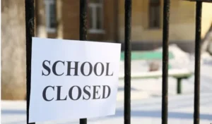 School close 735x430 1 300x176