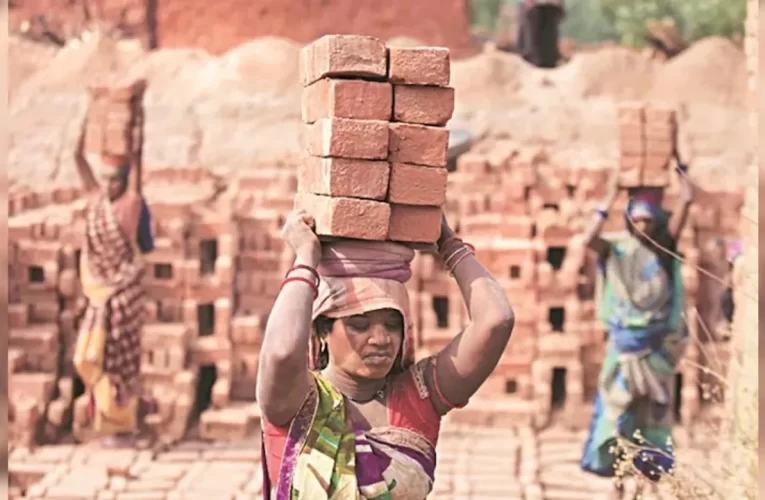 ନିର୍ମାଣ ଶ୍ରମିକଙ୍କ ପାଇଁ ପେନସନ ଯୋଜନା ଆଣିବ ଇପିଏଫଓ, ୧୦ ବର୍ଷ କାମ କରିଥିଲେ ମିଳିବ ଏହି ସୁବିଧା