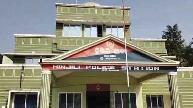 ଲିଫ୍ଟ ନଦେବାରୁ ବାଇକ ଚାଳକଙ୍କ ତଣ୍ଟି କାଟିଦେଲା ଦୁର୍ବୃତ୍ତ