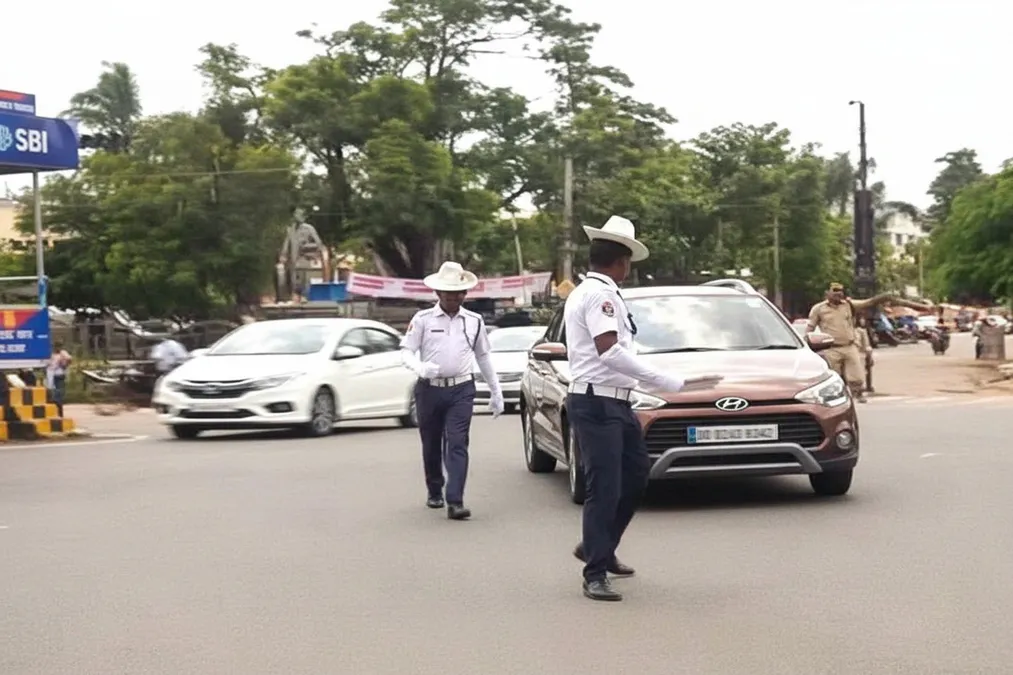 Caution traffic rule violators odisha sets e challan collection targets for rto officials 2026 05 12 20 39 01