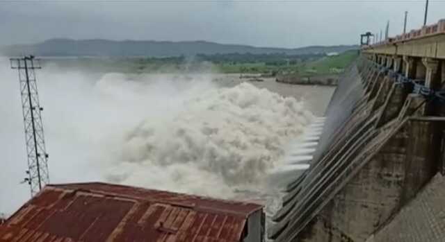 Hirakud dam
