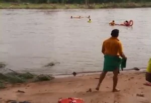 ମାଛ ଧରିବାକୁ ଯାଇ ନଦୀରେ ଭାସିଗଲେ ଯୁବକ