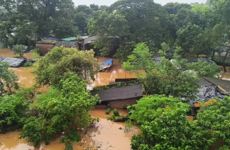 ମୟୂରଭଞ୍ଜରେ ବନ୍ୟା ବିତ୍ପାତ: ପାୱାର ବୋଟ୍ ଯୋଗେ ଚାଲିଛି ଉଦ୍ଧାର, ସ୍ଥିତି ନିରୀକ୍ଷଣ କରୁଛନ୍ତି ଅଧିକାରୀ