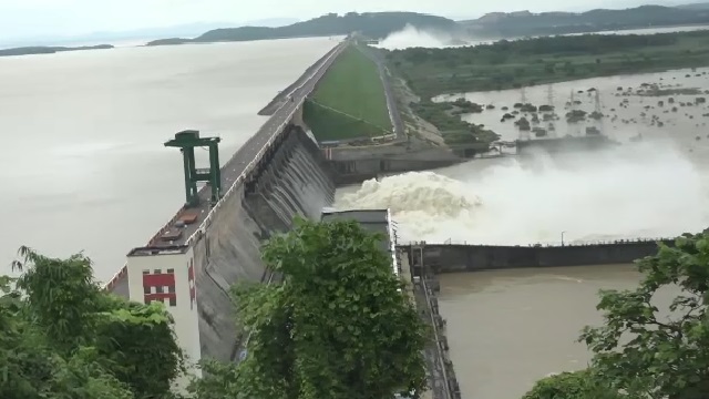ହୀରାକୁଦ ଉବୁଟୁବୁ, ଖୋଲିଲା ଆଉ ୨ଟି ଗେଟ୍