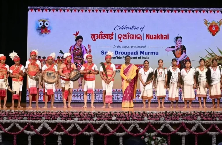 ରାଷ୍ଟ୍ରପତି ଭବନ ଠାରେ ଲାଞ୍ଜିଆ ସଉରାଙ୍କ ନୂଆଖାଇ ଭେଟଘାଟ