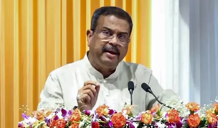 କୋଟିଆରେ ଆନ୍ଧ୍ରର ନିର୍ବାଚନ ପ୍ରସଙ୍ଗ: ରାଜ୍ୟର ସ୍ୱାର୍ଥ ପାଇଁ ଦଳ ମତ ନିର୍ବିଶେଷରେ ସମସ୍ତେ ଏକାଠି ହେବାକୁ ଧର୍ମେନ୍ଦ୍ରଙ୍କ ଆହ୍ବାନ