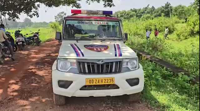 କାଜୁ ବଗିଚାରୁ ଯୁବକ-ଯୁବତୀଙ୍କ ଝୁଲନ୍ତା ମୃତଦେହ ଉଦ୍ଧାର
